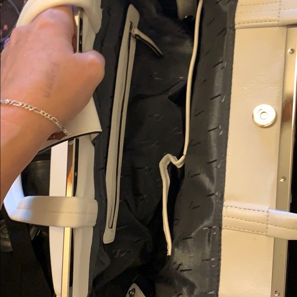 Bag - Picture 2 of 3